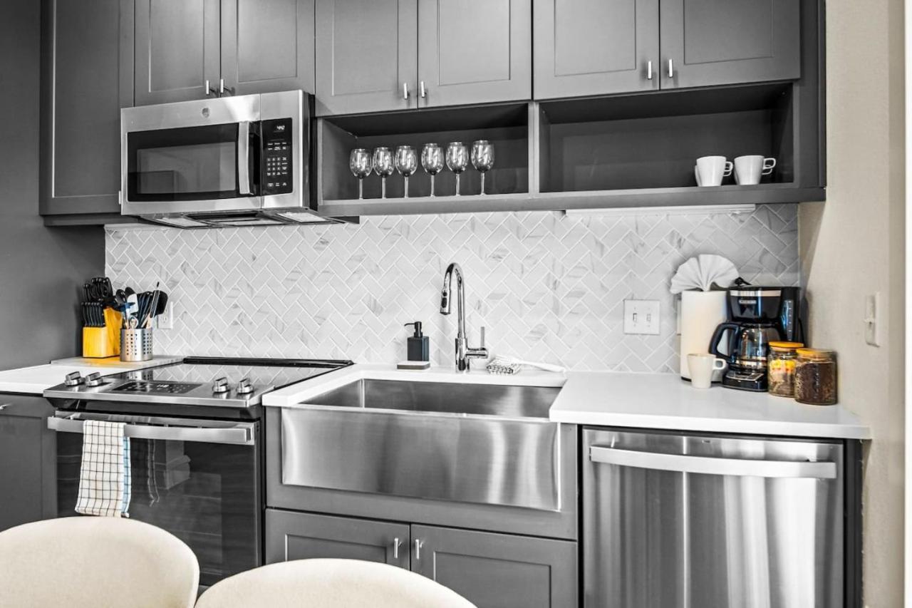 Luxurious New Unit 1Bd1Ba Pool, Golf Sim Leilighet Austin Eksteriør bilde